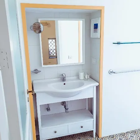 Casa Agave بيت ضيافة ليباري